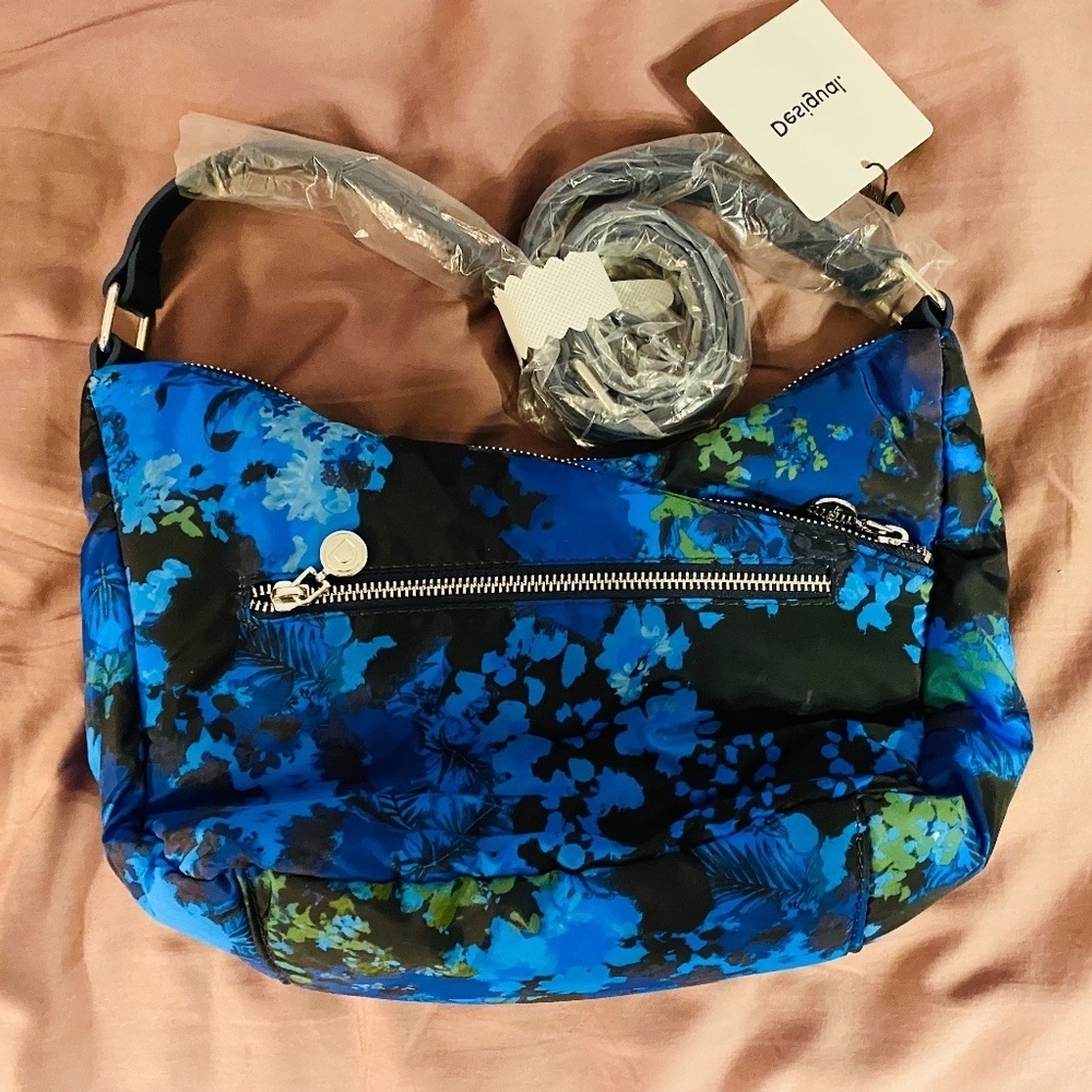 Desigual - Padded sling bag with floral camouflage,  New with Tags! - Picture 2 of 5